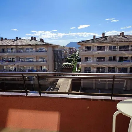 Con Piscina Y Muy Luminoso Apartment